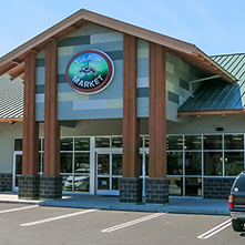 For low prices on gasoline, cigarettes, liquor, and local craft beer growlers, visit the new Tulalip Market just west of I-5 exit 202
